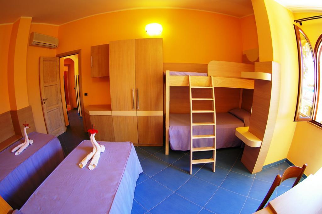 Solemare Club Village Capo Vaticano Room photo