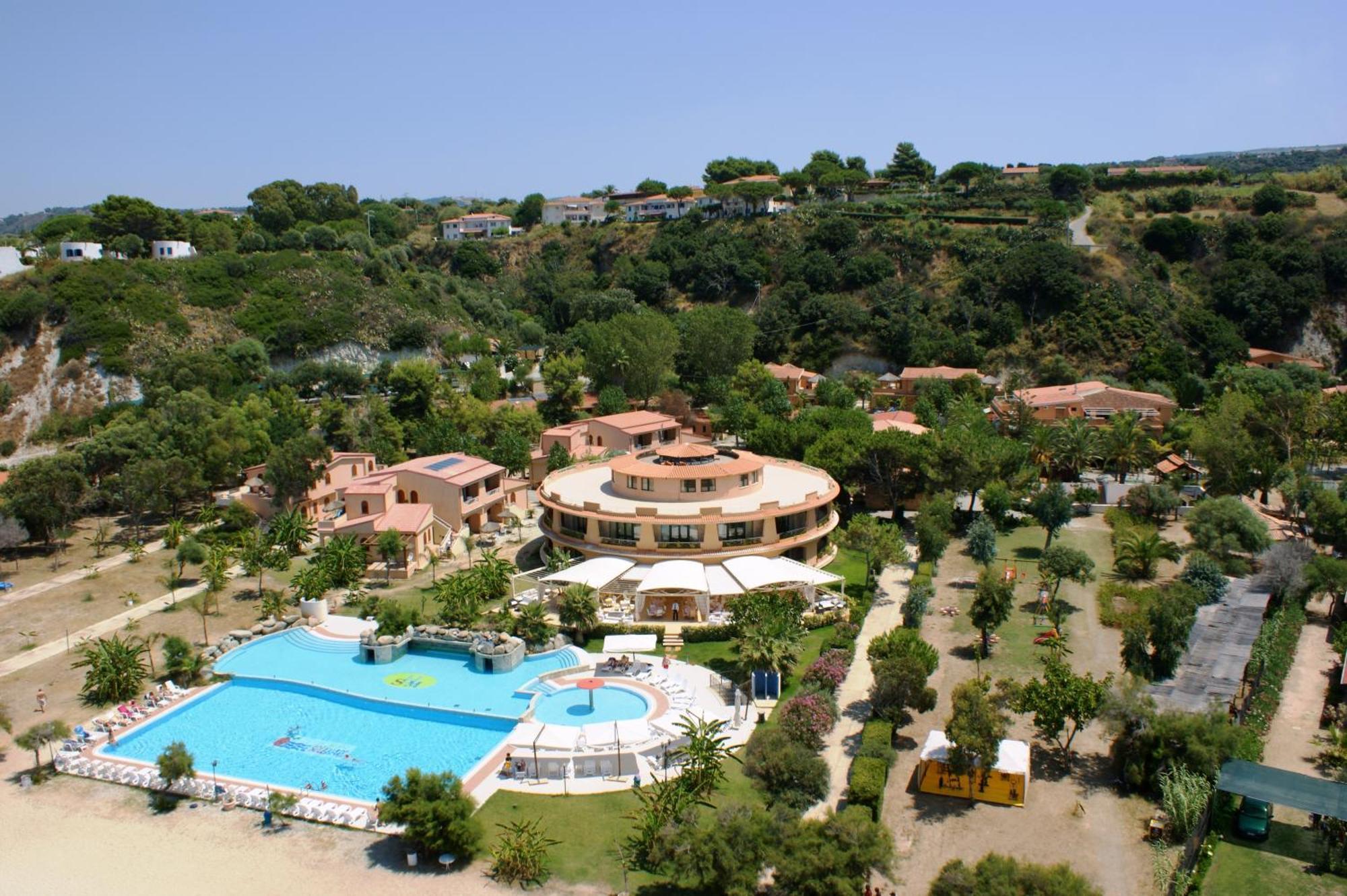 Solemare Club Village Capo Vaticano Exterior photo