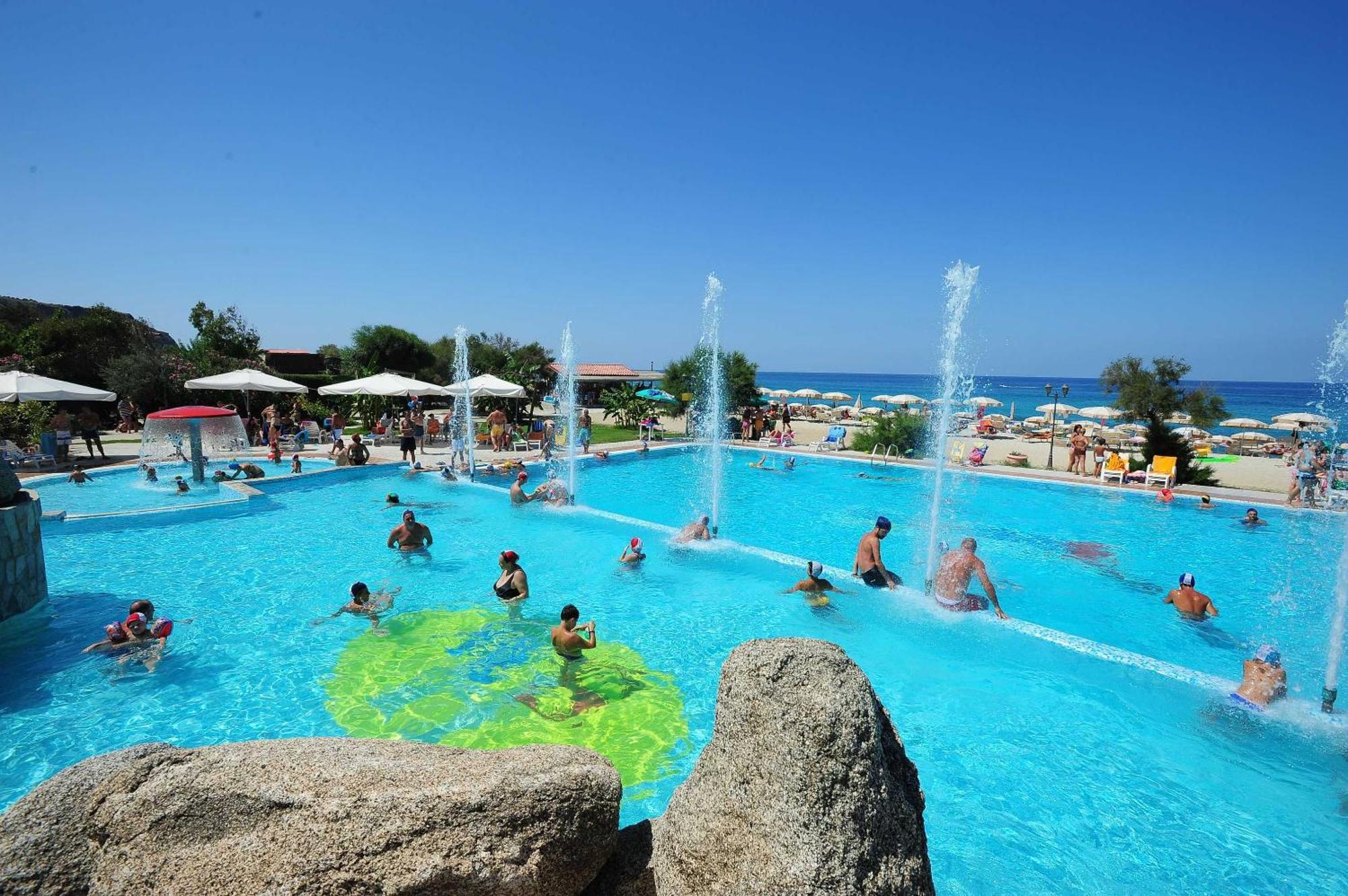 Solemare Club Village Capo Vaticano Exterior photo