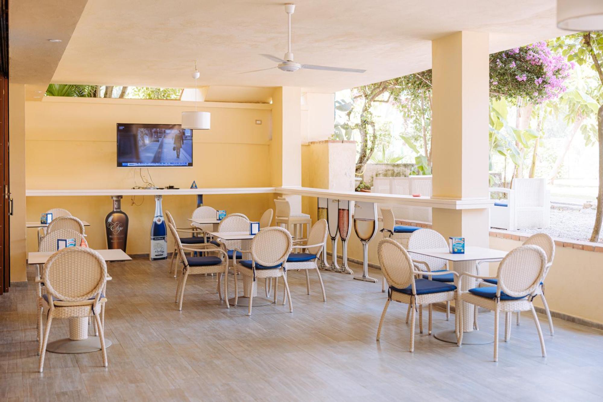 Solemare Club Village Capo Vaticano Exterior photo