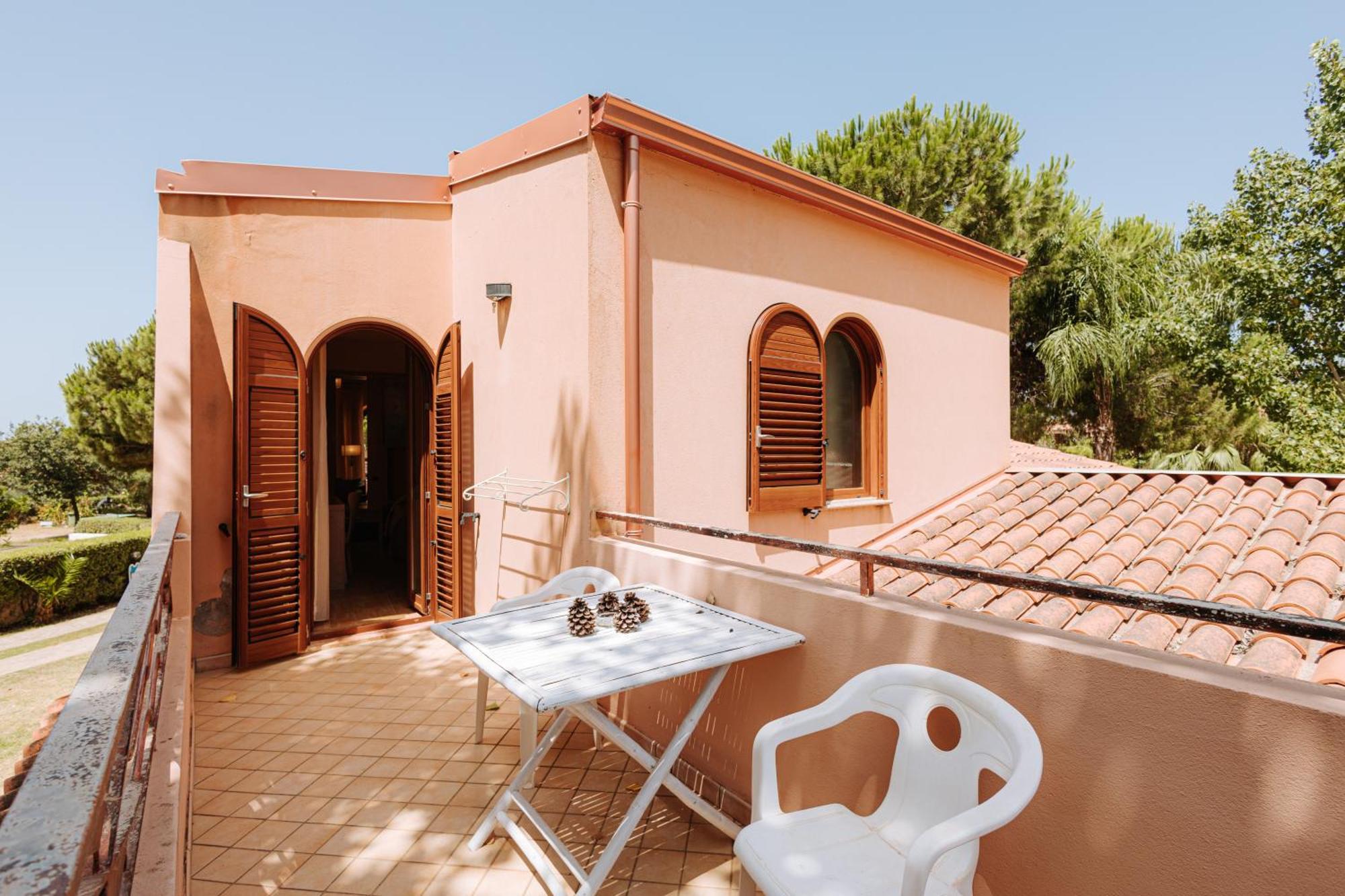 Solemare Club Village Capo Vaticano Exterior photo