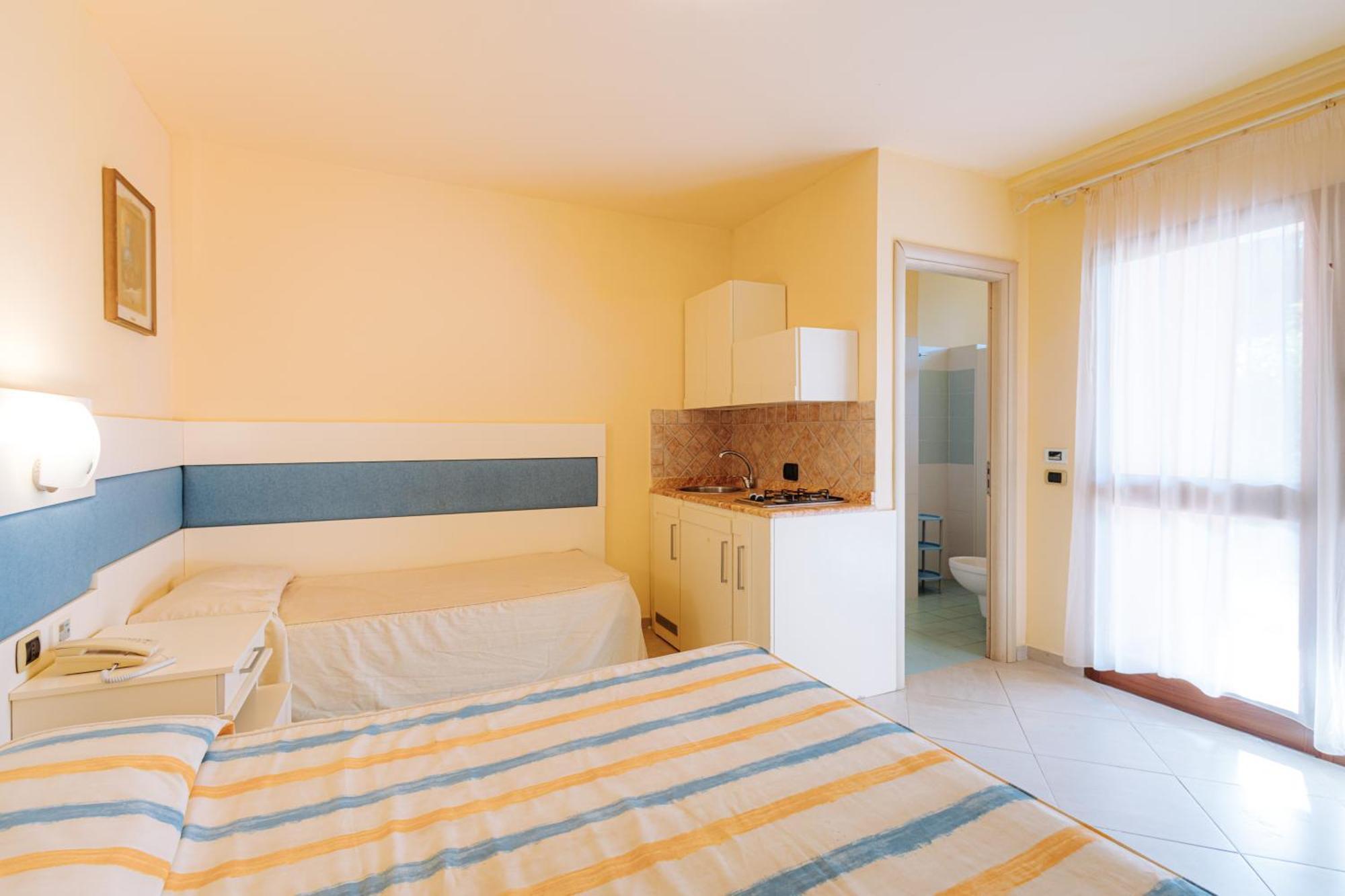 Solemare Club Village Capo Vaticano Exterior photo