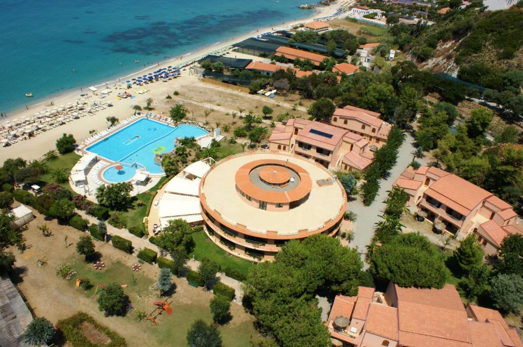 Solemare Club Village Capo Vaticano Exterior photo