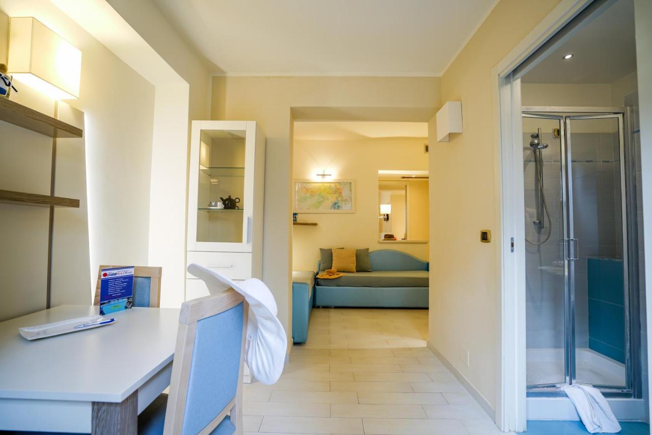 Solemare Club Village Capo Vaticano Exterior photo