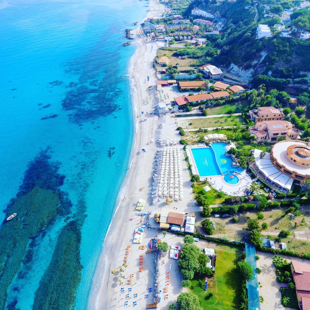 Solemare Club Village Capo Vaticano Exterior photo